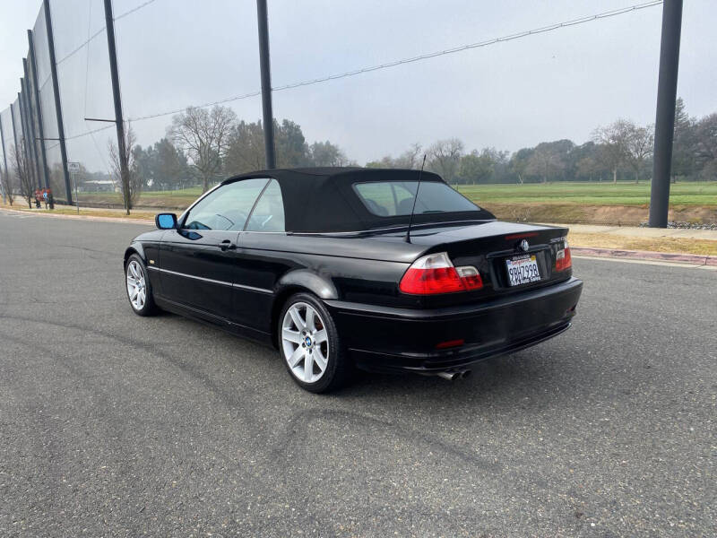 2002 BMW 3 Series 325Ci