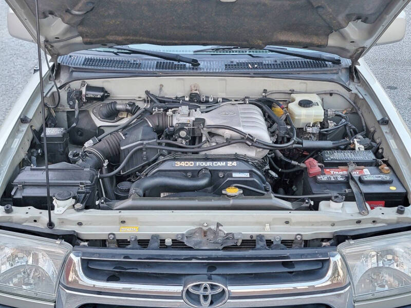 2001 Toyota 4Runner SR5 photo 37