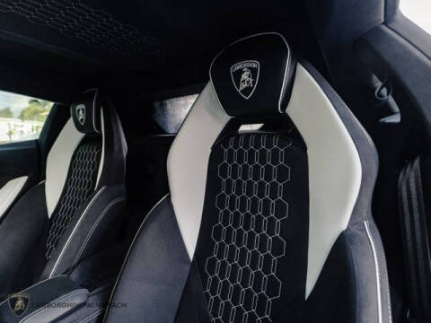 2024 Lamborghini Revuelto