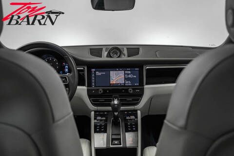 2022 Porsche Macan S