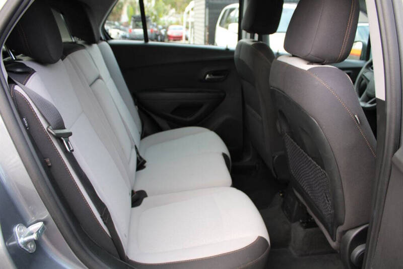 2020 Chevrolet Trax LS