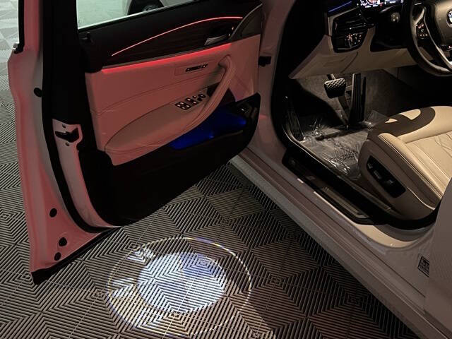 2022 BMW 5 Series 530i