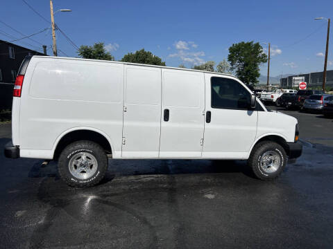 2020 Chevrolet Express 2500