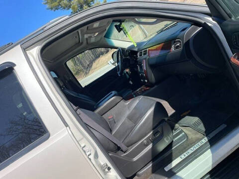 2011 Chevrolet Avalanche LTZ