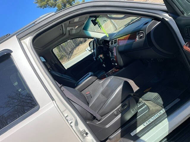 2011 Chevrolet Avalanche LTZ