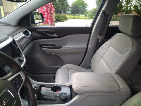 2017 GMC Acadia SLT-1