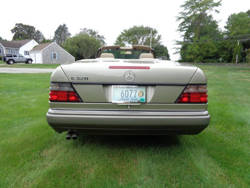 1995 Mercedes-Benz E-Class E 320