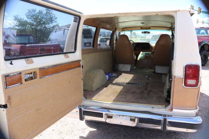 1987 Dodge Ram Van