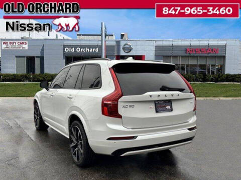 2023 Volvo XC90 Recharge T8 Plus Dark Theme