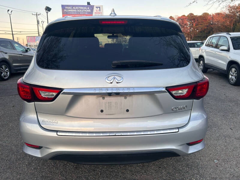 2017 INFINITI QX60 Base photo 7