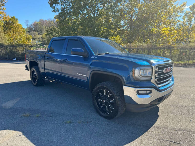 2017 GMC Sierra 1500 SLE photo 2