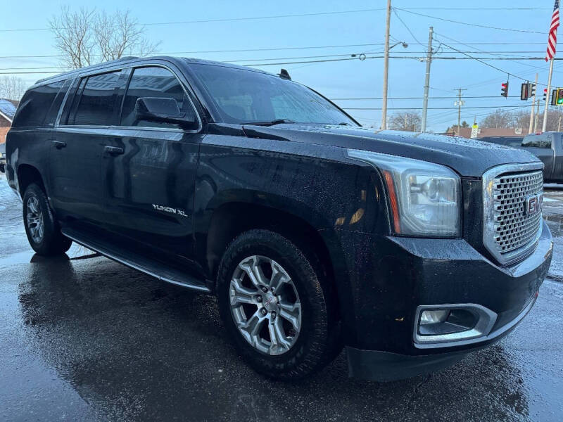 2017 GMC Yukon XL SLT