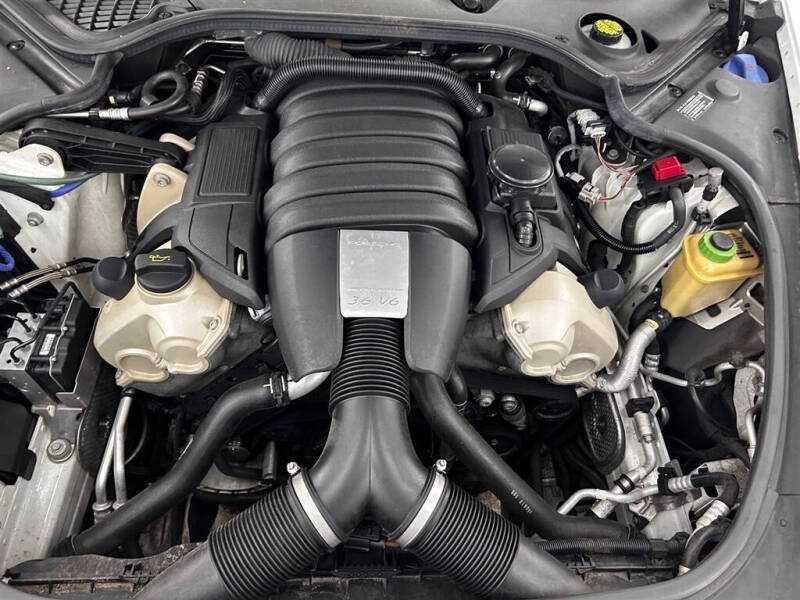 2016 Porsche Panamera 4