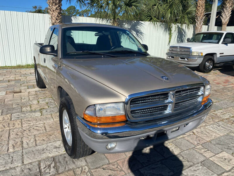 2004 Dodge Dakota SLT photo 4