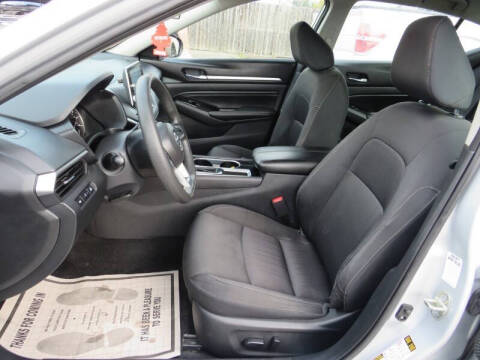 2021 Nissan Altima 2.5 SV