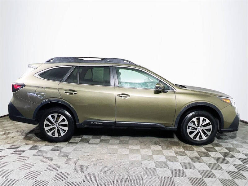 2022 Subaru Outback Premium