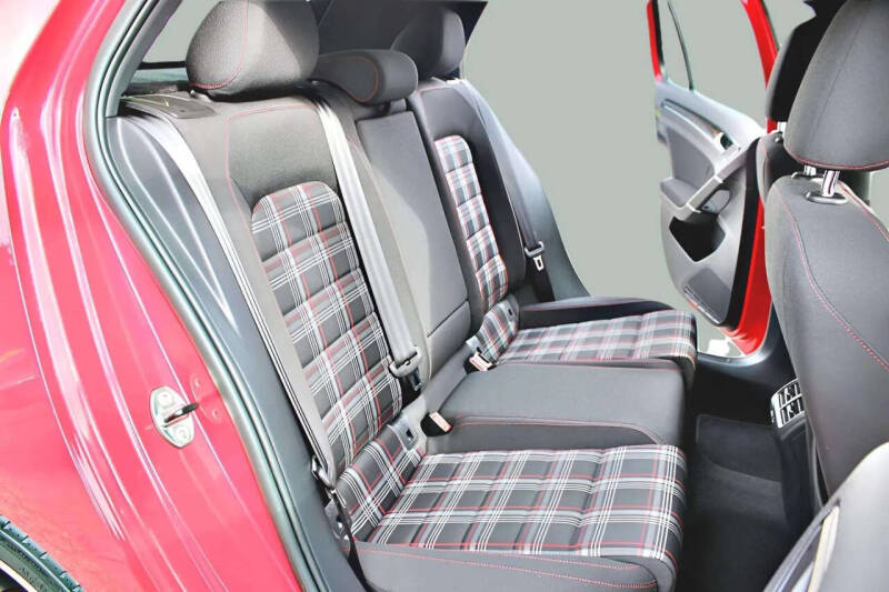 2017 Volkswagen Golf GTI S