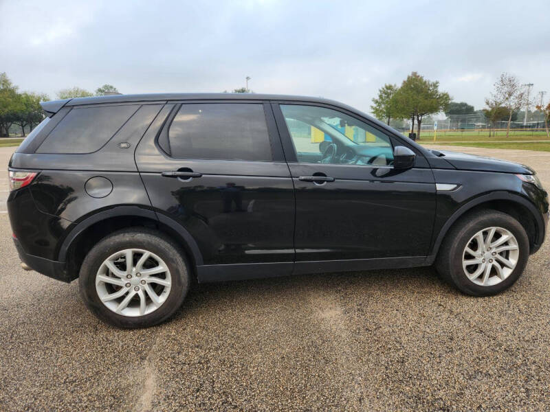 2017 Land Rover Discovery Sport HSE photo 5