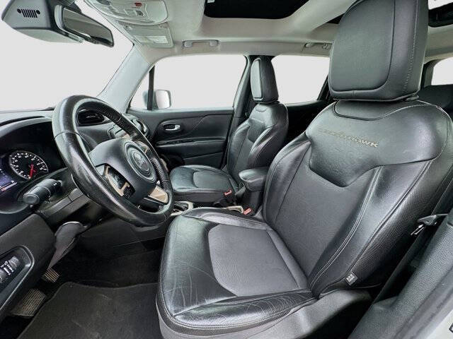 2017 Jeep Renegade Deserthawk