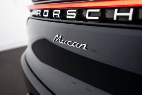 2021 Porsche Macan
