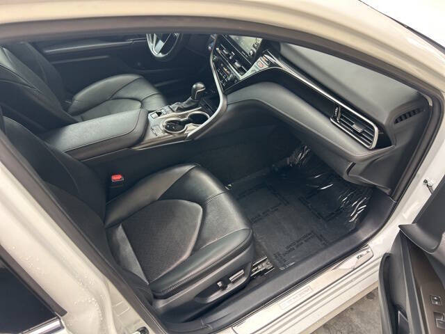 2023 Toyota Camry Hybrid XLE