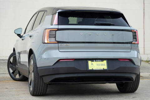 2025 Volvo EX30 Twin Plus