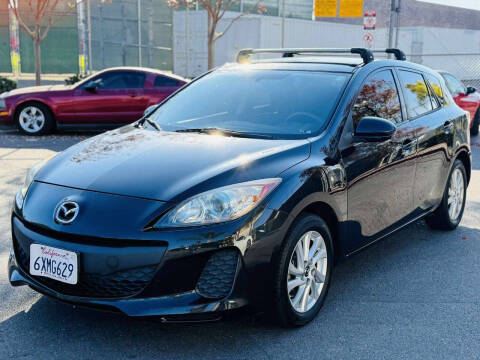 2013 Mazda MAZDA3 i Touring