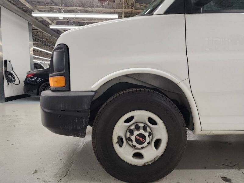 2009 GMC Savana 2500