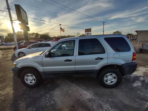 2006 Ford Escape for sale at BIG 7 USED CARS INC in League City TX