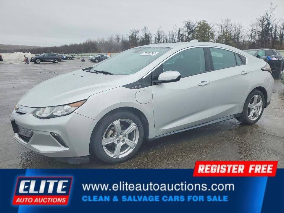 Silver 2016 Chevrolet Volt LT LT 4dr Hatchback 1