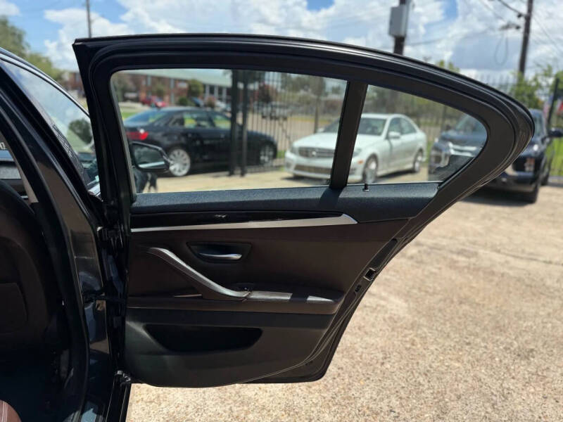 2014 BMW 5 Series 528i