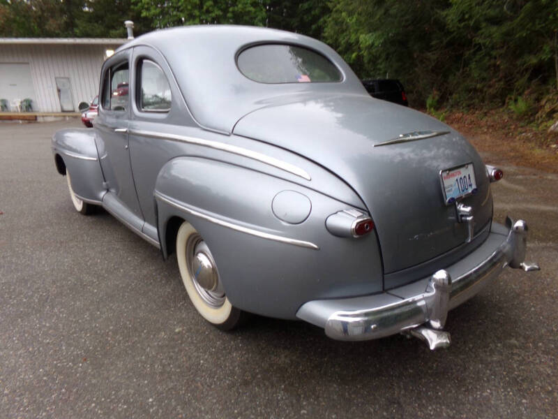 1948 Ford Deluxe