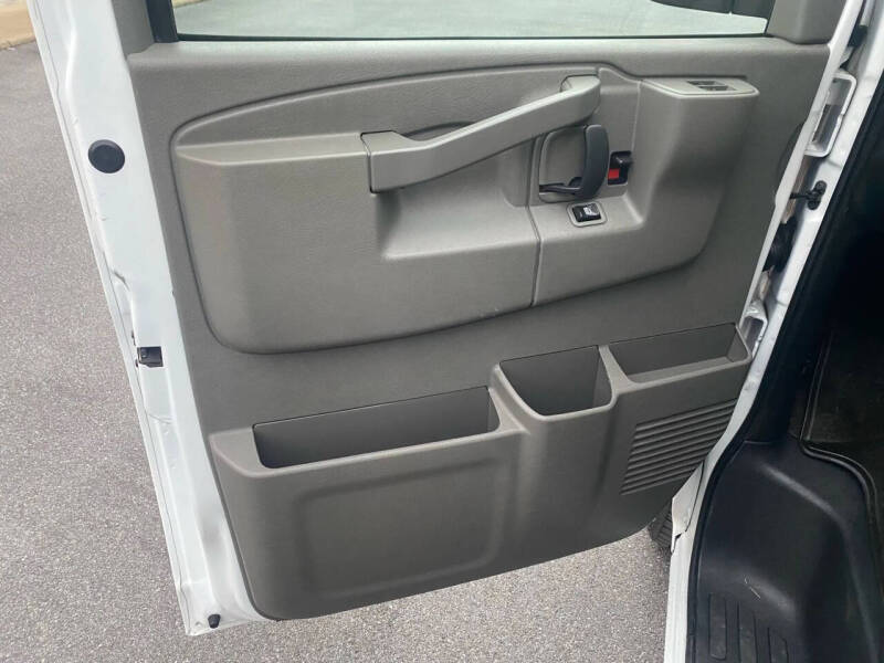 2016 Chevrolet Express LT 3500