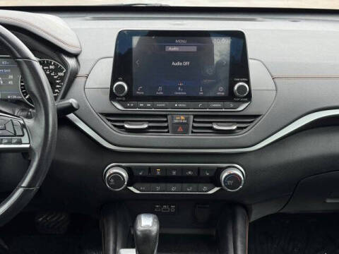 2020 Nissan Altima 2.5 SR