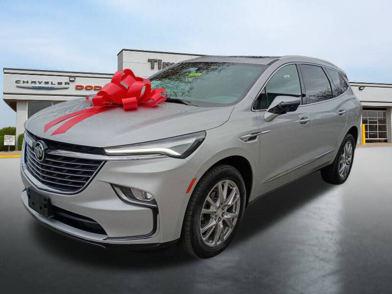 2022 Buick Enclave Essence