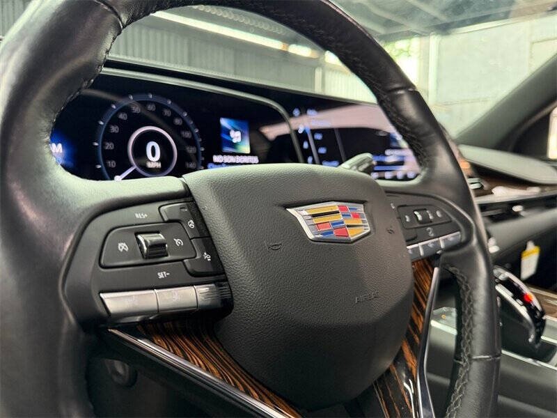 2024 Cadillac Escalade Luxury