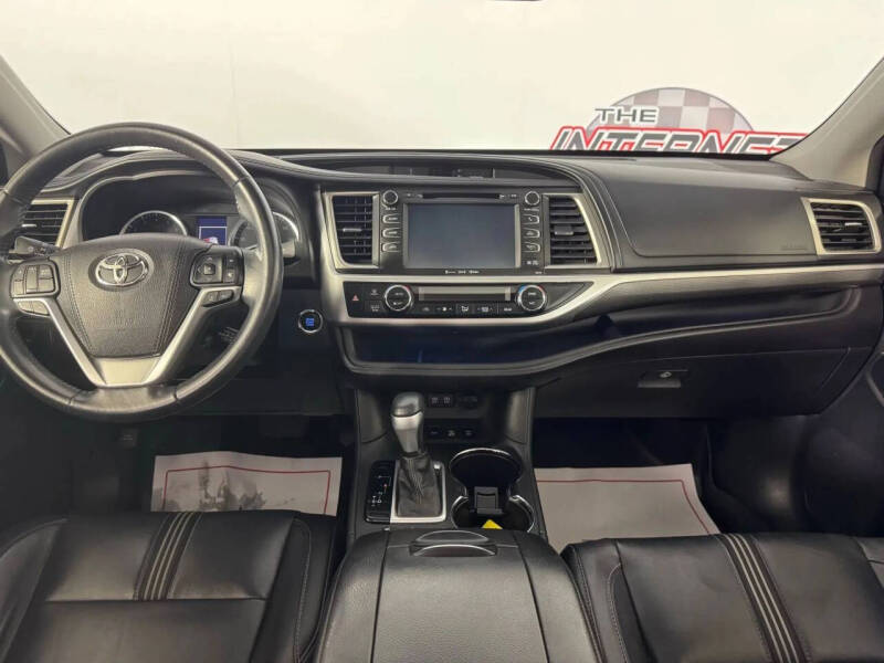 2017 Toyota Highlander