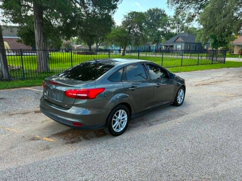 2017 Ford Focus SE