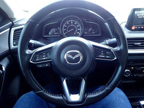 2017 Mazda MAZDA3 Touring