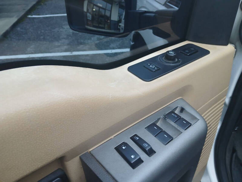 2012 Ford F-250 Super Duty Lariat