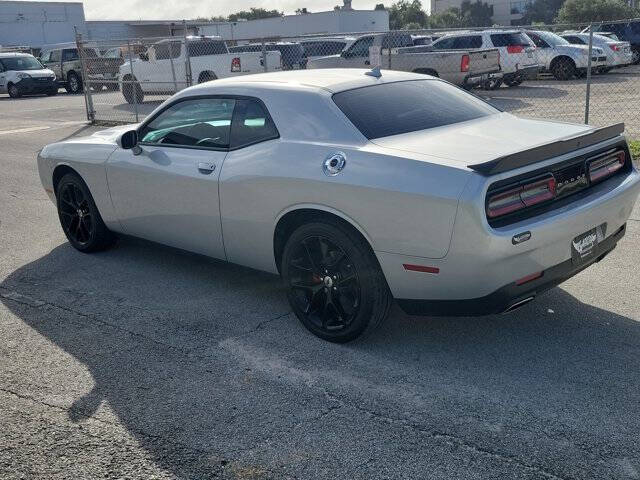 2023 Dodge Challenger SXT
