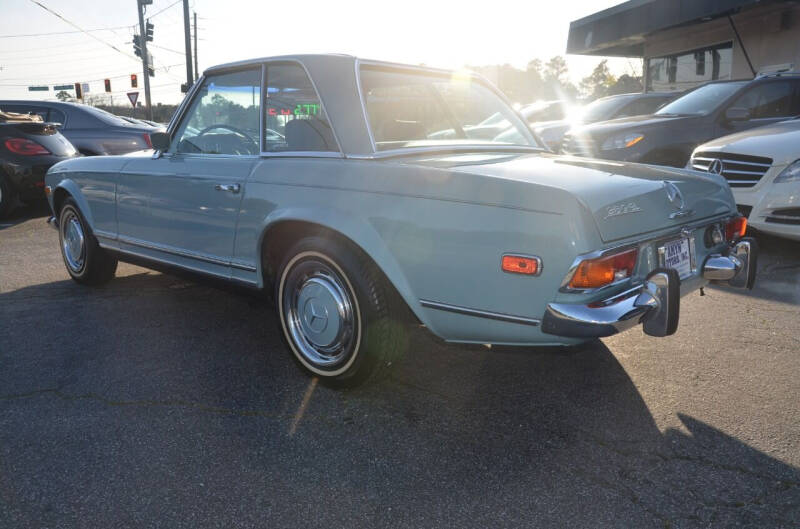 1969 Mercedes-Benz 280-Class