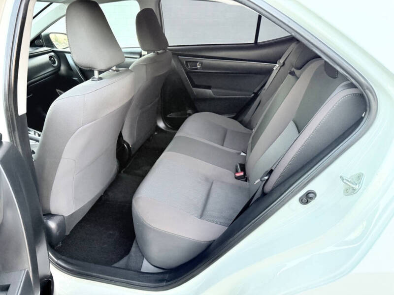 2018 Toyota Corolla LE