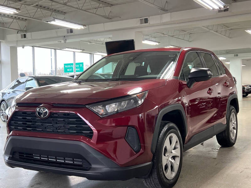 2022 Toyota RAV4 LE photo 3