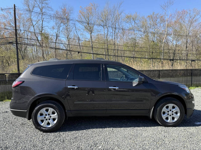 2017 Chevrolet Traverse LS