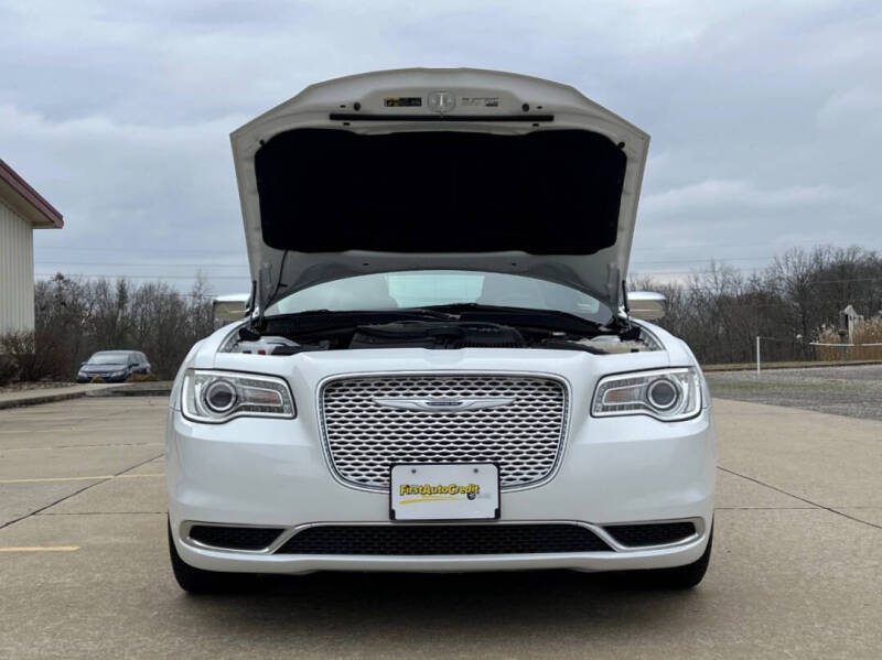 2020 Chrysler 300 Touring