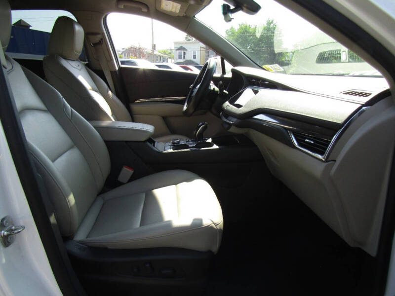2019 Cadillac XT4 Luxury