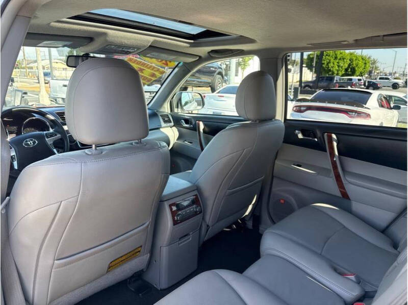 2013 Toyota Highlander Limited