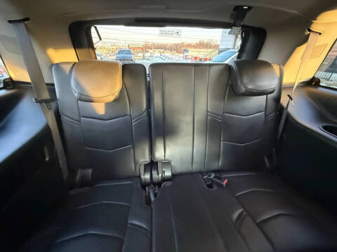 2016 Cadillac Escalade Luxury Collection