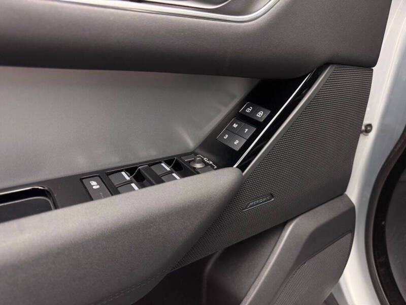 2024 Land Rover Range Rover Velar P250 S